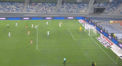 1666619568680034295.gif 郜林2.gif