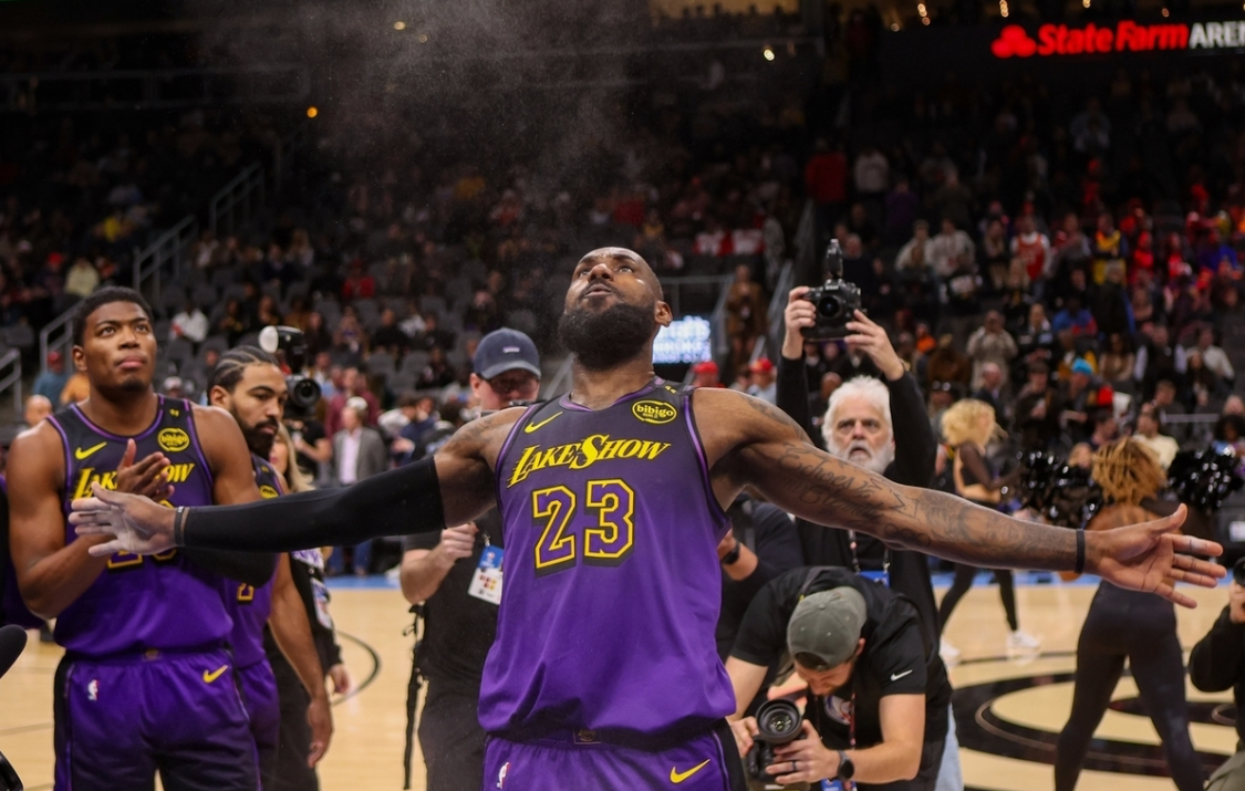 狗子28平台-库里前队友:我不爽湖人亏待詹姆斯!他没去前、无人想去湖人!