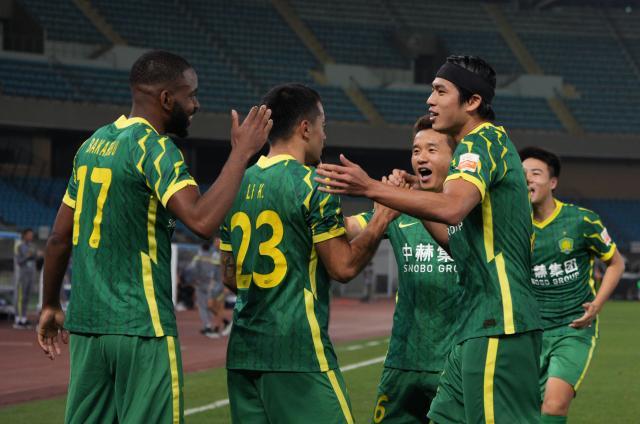 狗子28app-【前瞻】广州遇残阵河南争3连胜  国安欲送河北首败